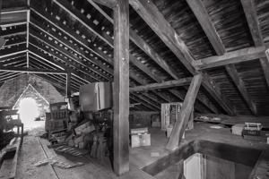 Stairs to attic at queen post truss; 1790s